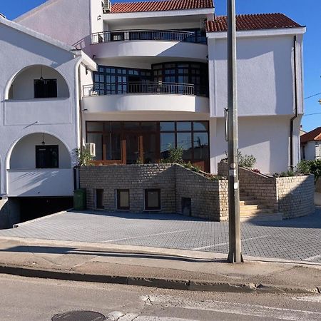 Domus Albus Apartment Zadar Luaran gambar