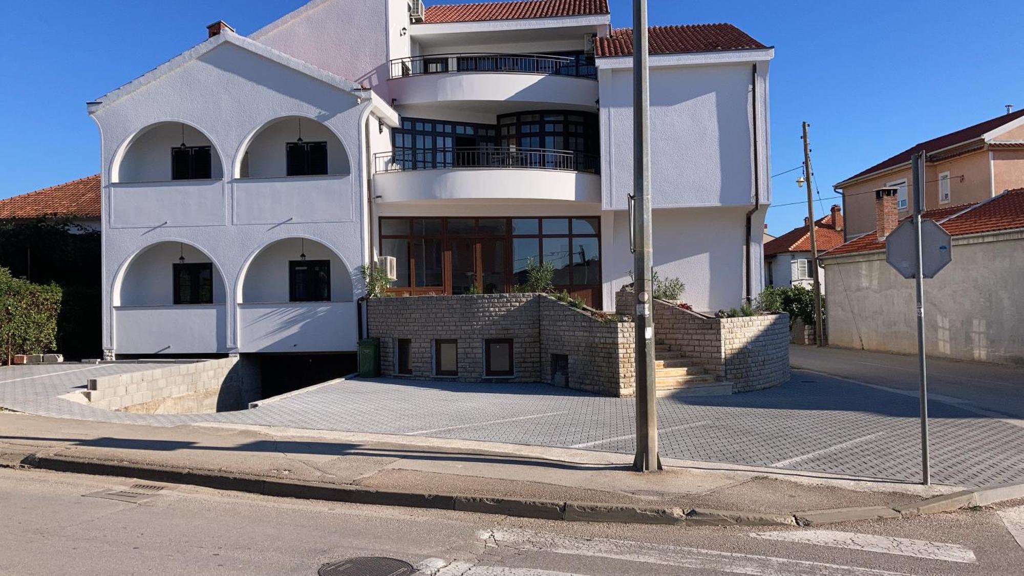 Domus Albus Apartment Zadar Luaran gambar